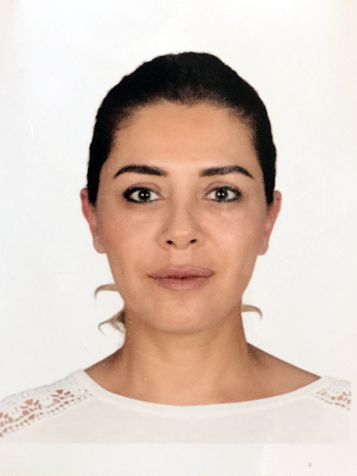 MÜZEYYEN DENİZ ZÖHRE TÜRKMENOĞLU