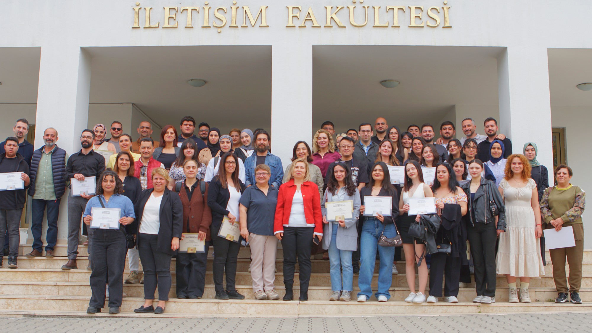 Mersin Üniversitesi İletişim Fakültesi’nde Başarı Töreni detayı için tıklayınız