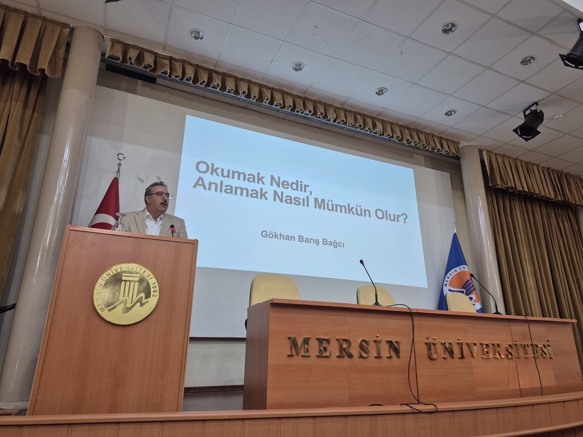 Prof. Dr. G&ouml;khan Barış Bağcı " Okumak Nedir? Anlamak Nasıl M&uuml;mk&uuml;n Olur?" detayı için tıklayınız