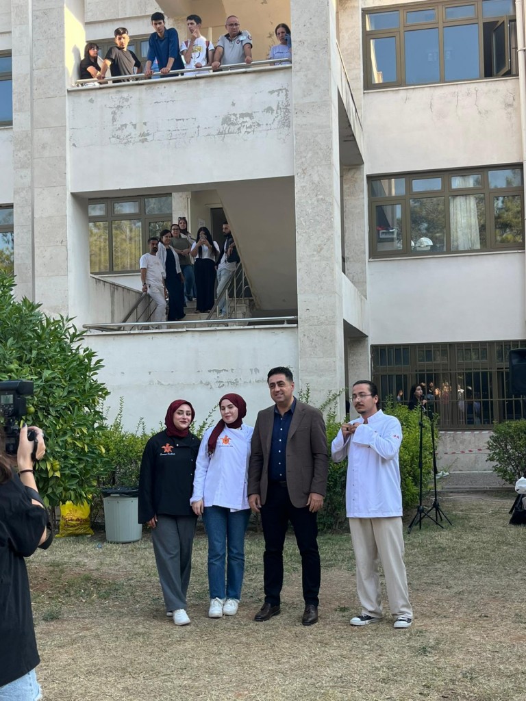 Gastronomi &Ouml;ğrencilerine Ceket Giydirme T&ouml;reni detayı için tıklayınız