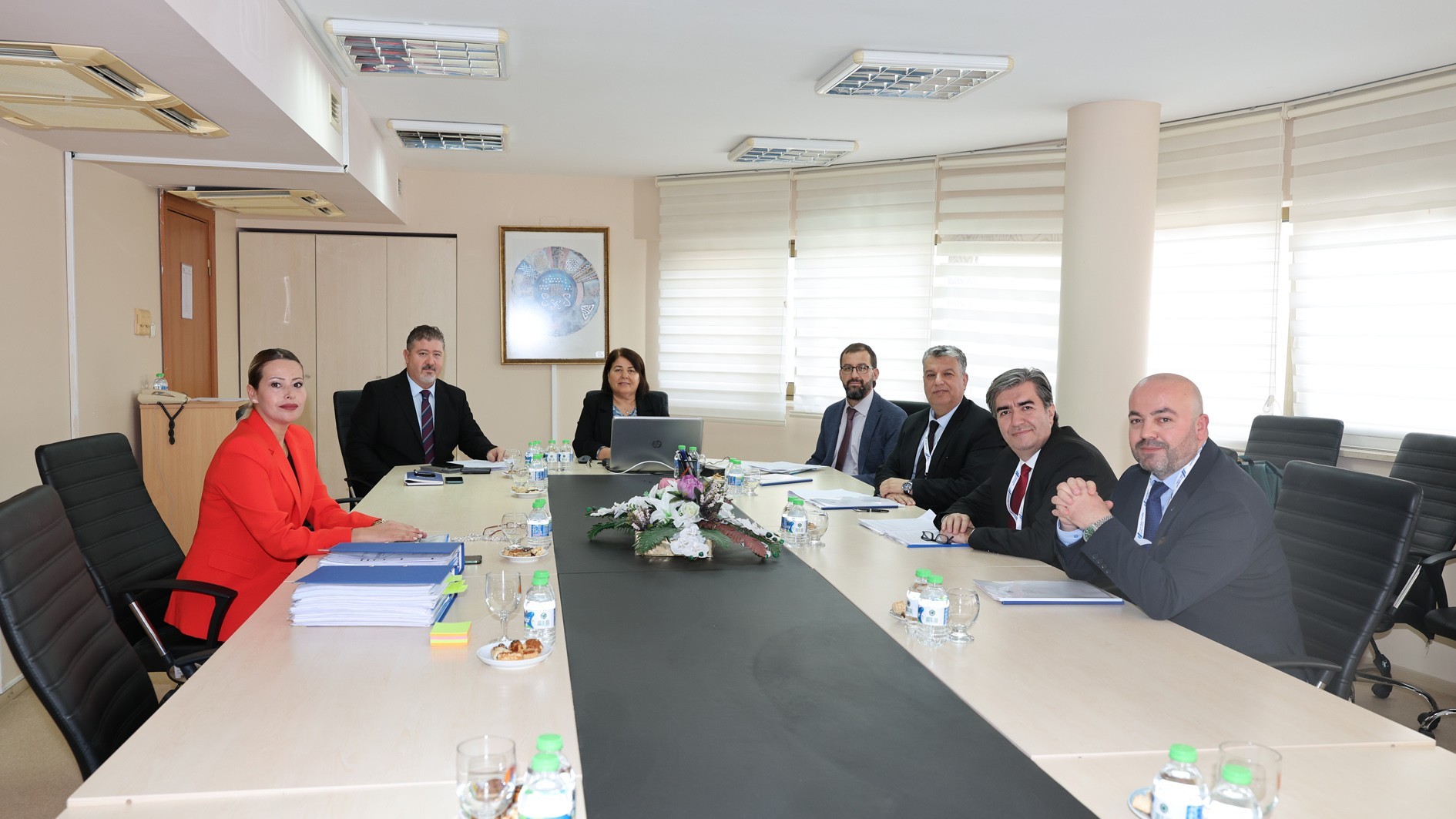 Y&Ouml;KAK Kurumsal Akreditasyon Programı Değerlendirme Takımı Fak&uuml;ltemizde Saha Ziyareti Ger&ccedil;ekleştirdi detayı için tıklayınız