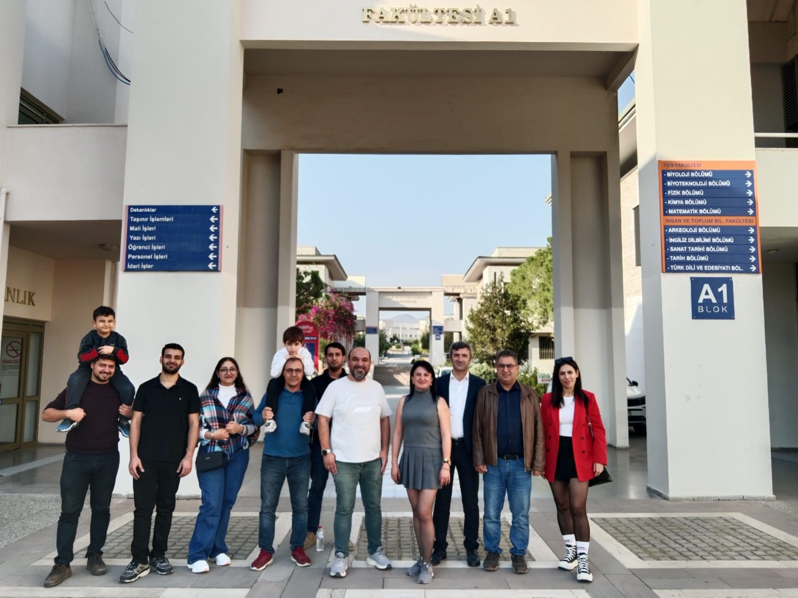 Matematik B&ouml;l&uuml;m&uuml; Mezunları 2025 Buluşması Ger&ccedil;ekleştirildi detayı için tıklayınız