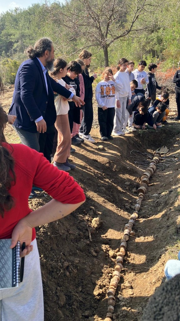 &Ouml;zel Serpil Orman Okulları &Ouml;ğrencileri Fin Balinası Kazısı Yaptı: Doğa At&ouml;lyesinde Denizel Biyo&ccedil;eşitlilik Anlatıldı detayı için tıklayınız