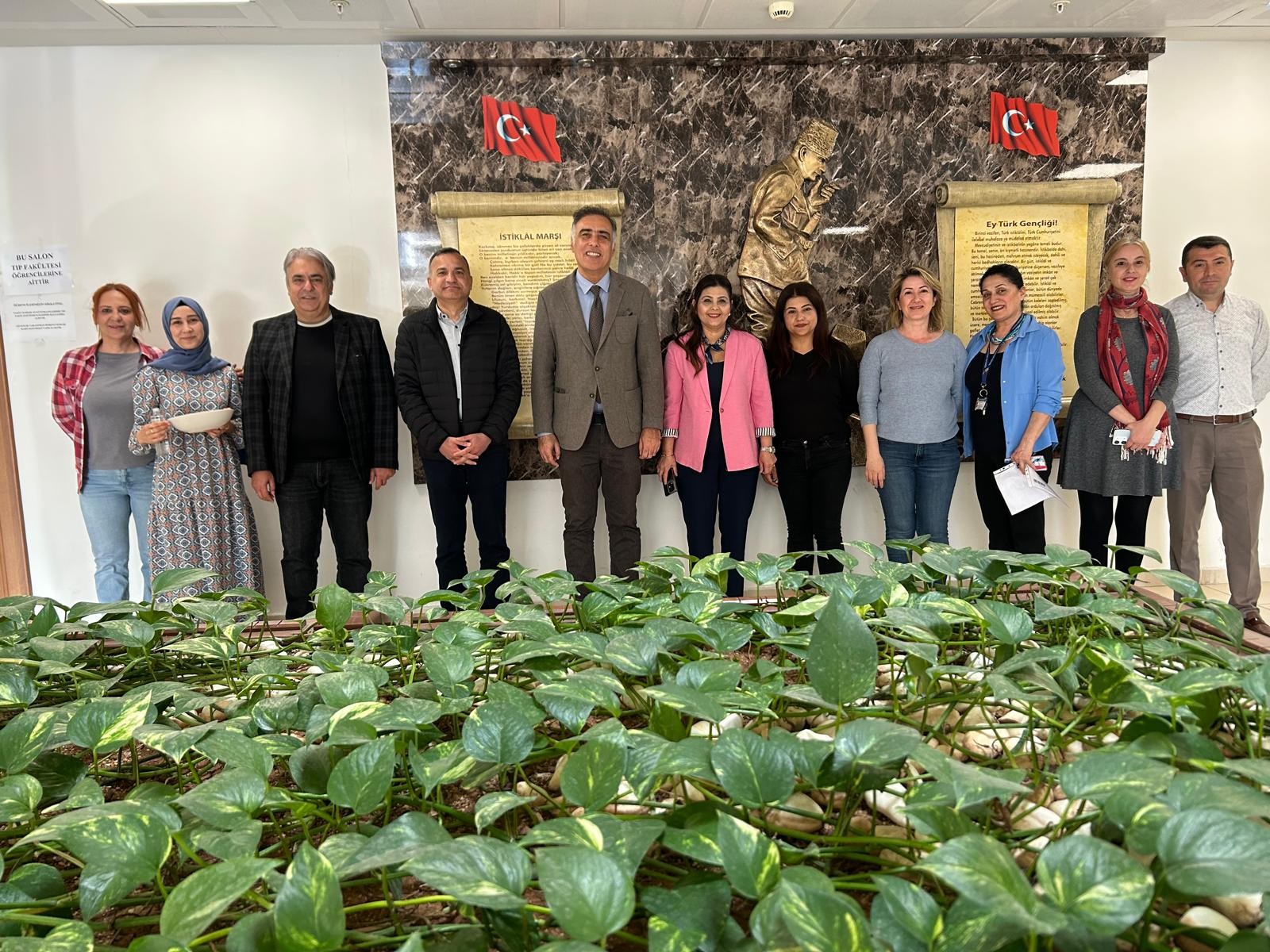 Mersin &Uuml;niversitesi Tıp Fak&uuml;ltesi&rsquo;nde Ramazan Bayramı Bayramlaşma Programı Ger&ccedil;ekleştirildi detayı için tıklayınız