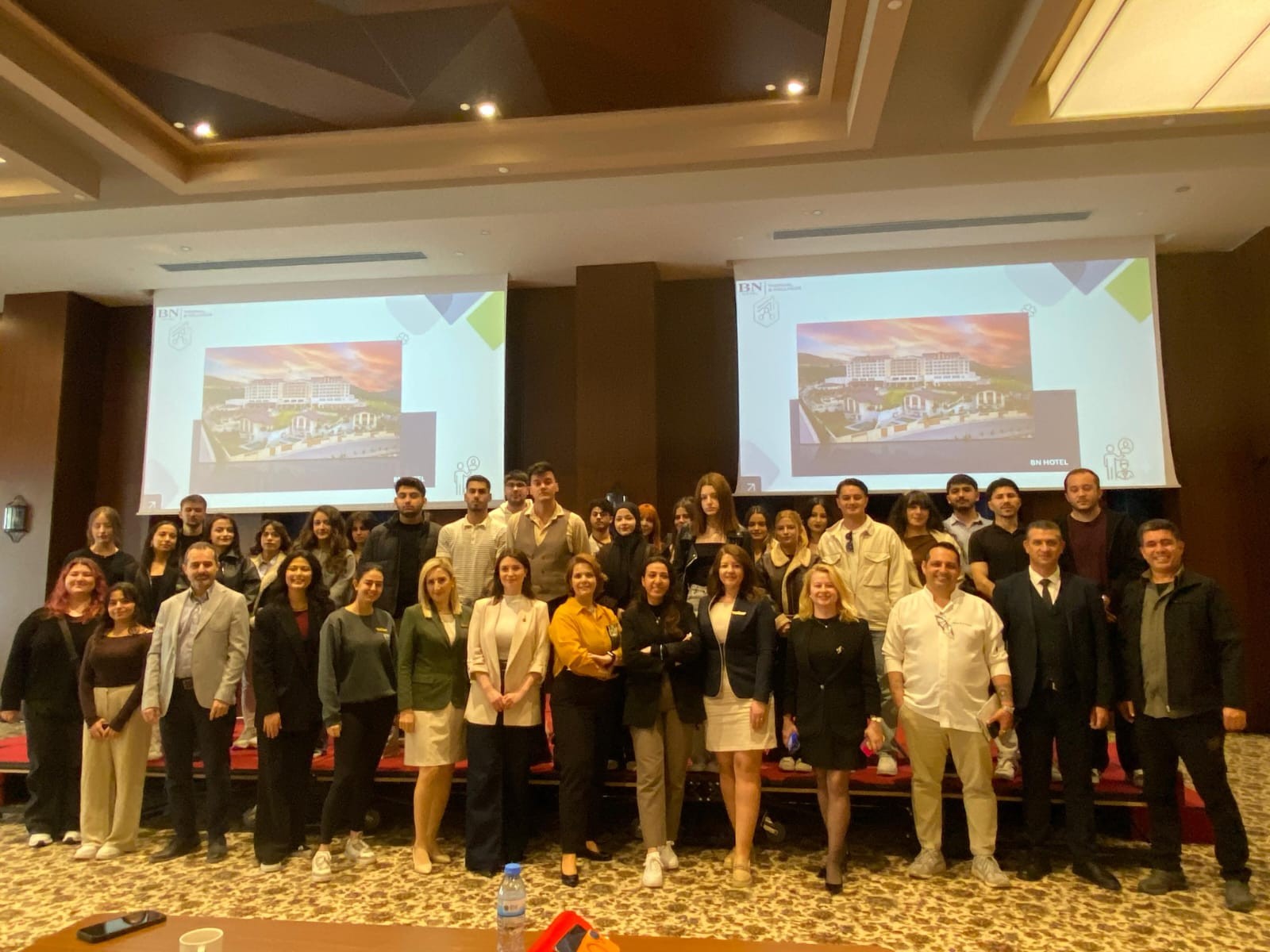 Turizm ve Otel İşletmeciliği Programı &Ouml;ğrencilerinden Sekt&ouml;rel İnceleme Gezisi detayı için tıklayınız