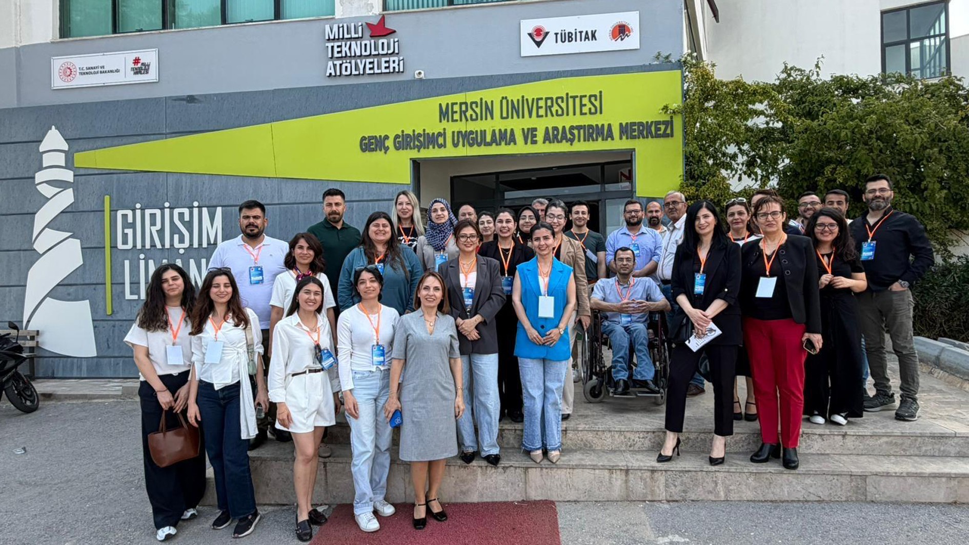 &Uuml;niversitemizde Doktora &Ouml;ğrencilerine Y&ouml;nelik " Disiplinler Arası Araştırma Becerileri &Ccedil;alıştayı" D&uuml;zenlendi detayı için tıklayınız