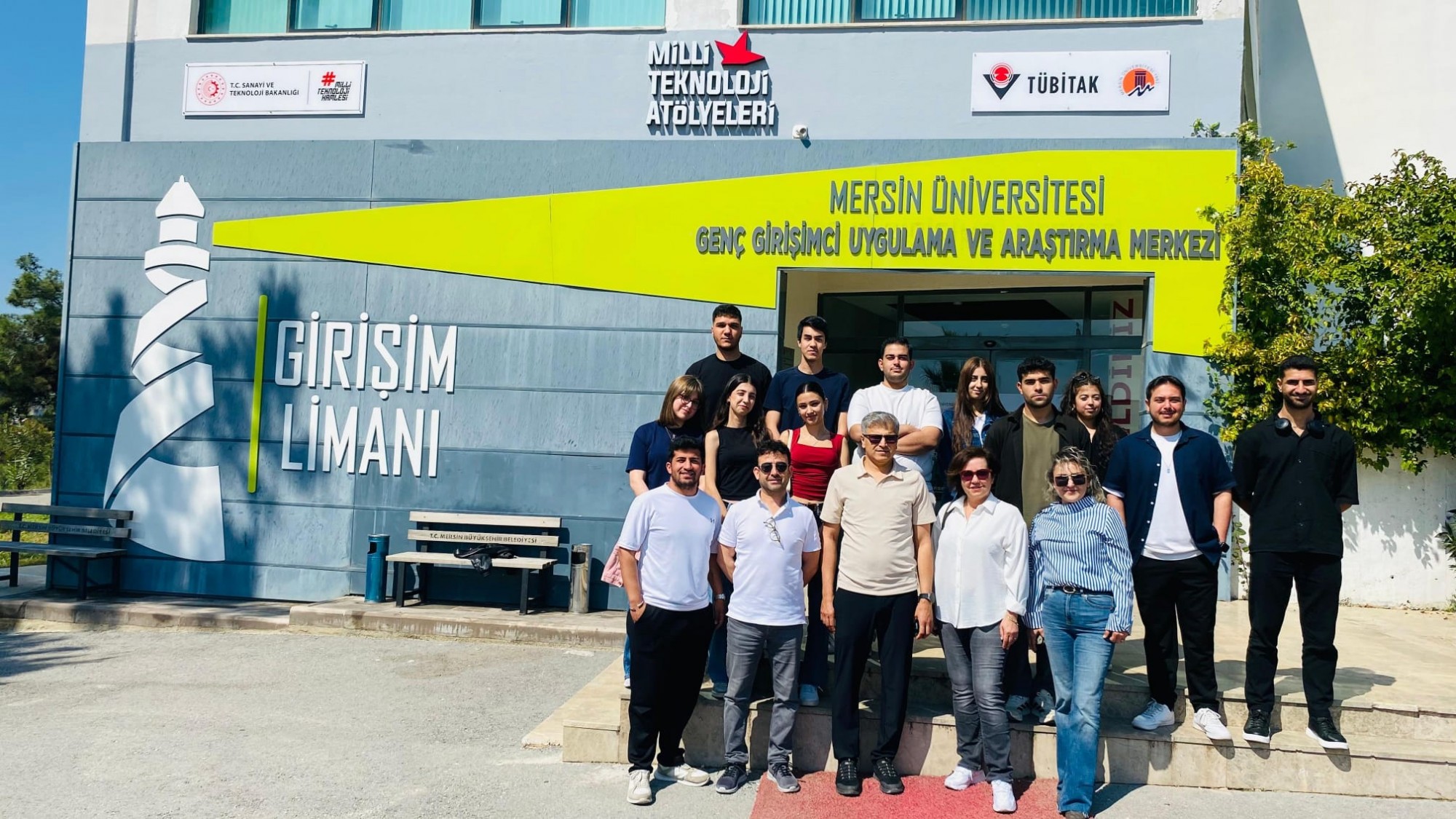 Kimya Teknolojisi B&ouml;l&uuml;m&uuml;nden Girişim Limanına Gezi detayı için tıklayınız
