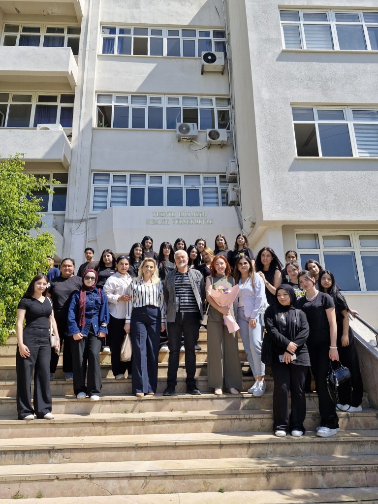Mersin Şevket Pozcu Kız Mesleki ve Teknik Anadolu Lisesi &Ouml;ğrencilerinden Meslek Y&uuml;ksekokulumuza Ziyaret detayı için tıklayınız