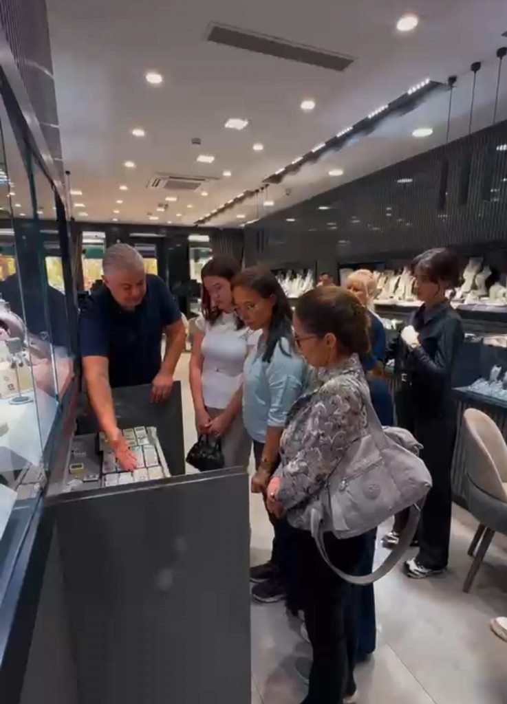 Kuyumculuk ve Takı Tasarımı Programı &Ouml;ğrencilerinden Utku Kuyumculuk&rsquo;a Teknik Gezi detayı için tıklayınız